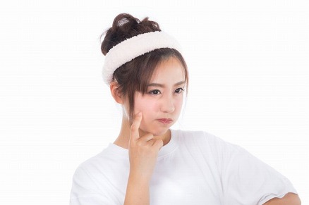 毛穴開きなどの肌トラブルの原因について